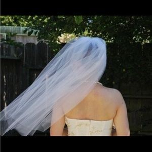 40 inch veil- brand new soft white!